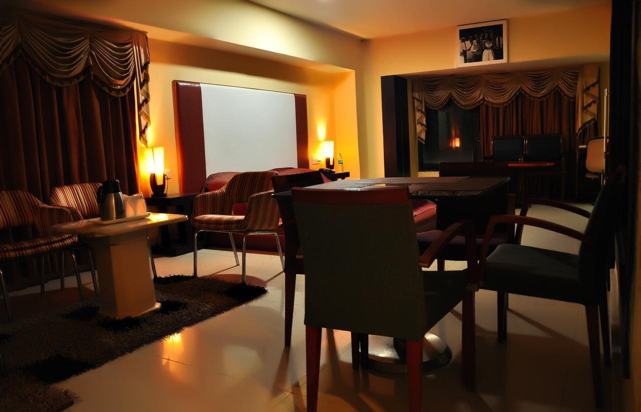 Hotel Unite Патханкот Экстерьер фото