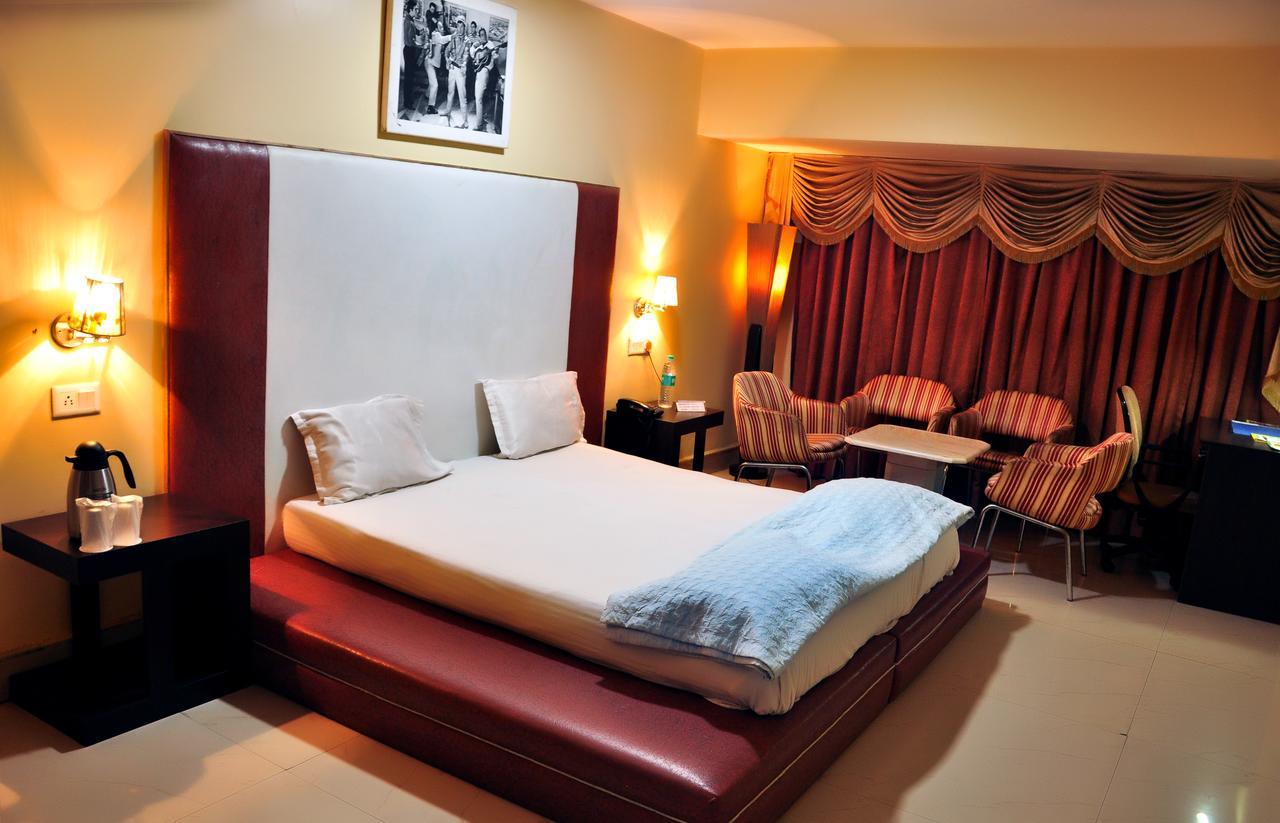 Hotel Unite Патханкот Экстерьер фото